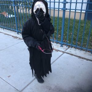 Meet your Posher, Love